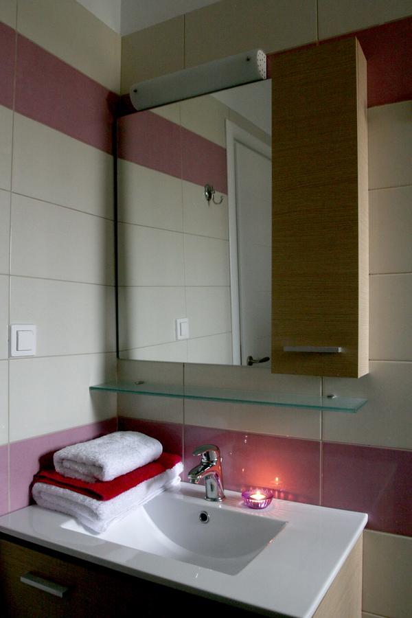 Boutique Hotel Iasmos Trizonia Bagian luar foto