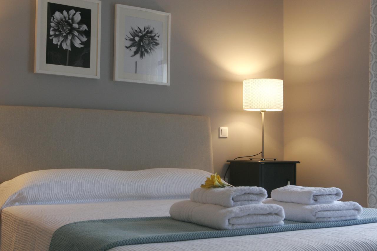 Boutique Hotel Iasmos Trizonia Bagian luar foto