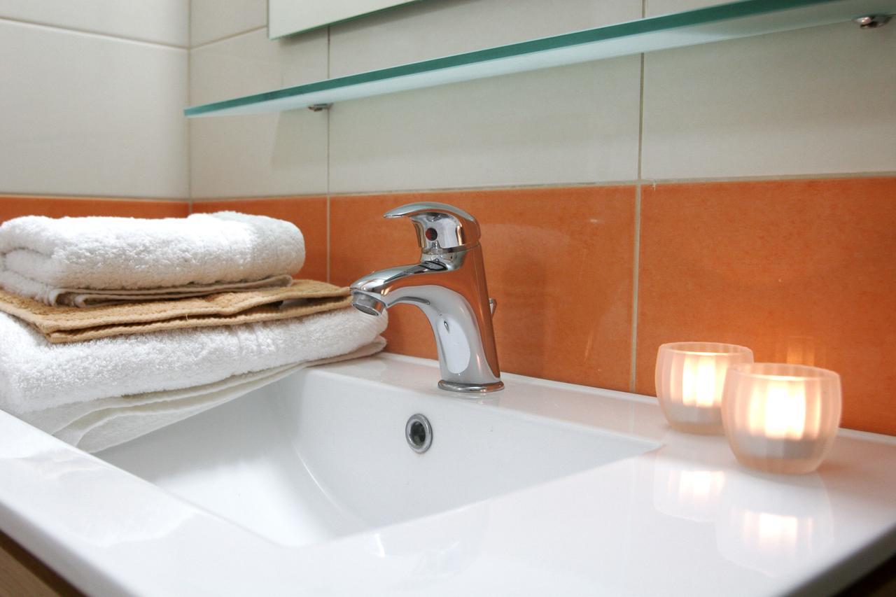 Boutique Hotel Iasmos Trizonia Bagian luar foto